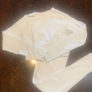 Amazon Women's White Ribbed Loungewear Set